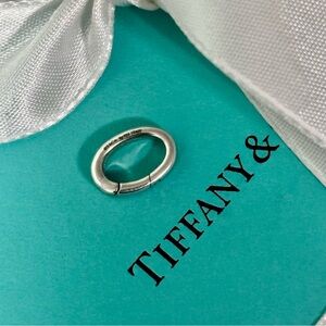 Authentic Tiffany & Co Oval Clasping Ring